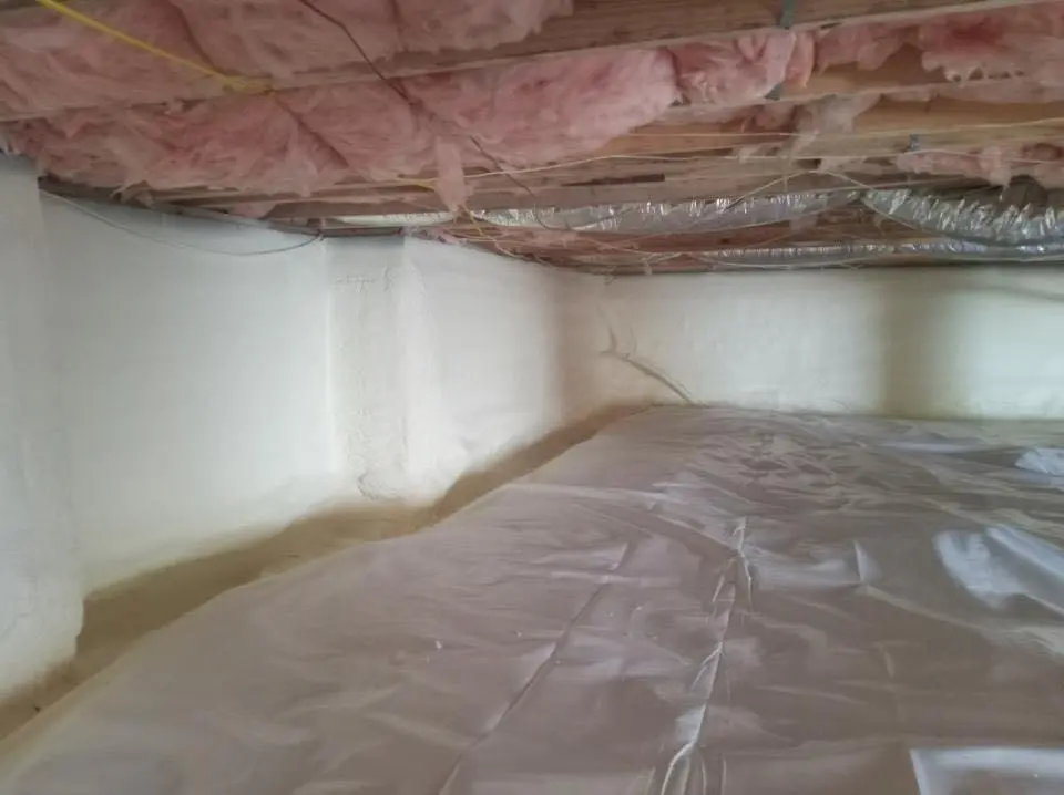 Crawl space encapsulation with closed-cell spray foam for Roof Maintenance in Ellisville